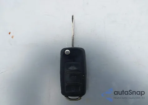 2010 Volkswagen Gti 2-Door z USA, uszkodzony, nr VIN WVWED7AJ9AW066944